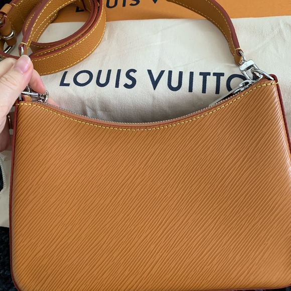 Louis Vuitton Marelle shoulder crossbody bag - Picture 3 of 10